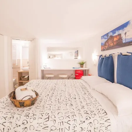 Bed In Bed & Breakfast Neapel