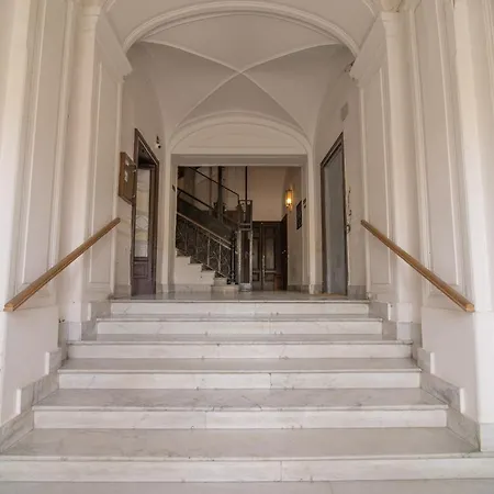 Bed & Breakfast Bed In Napoli