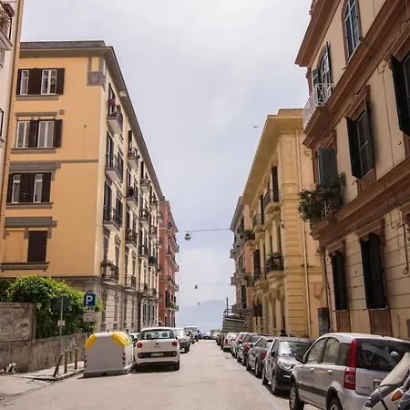 Bed In Bed & Breakfast *