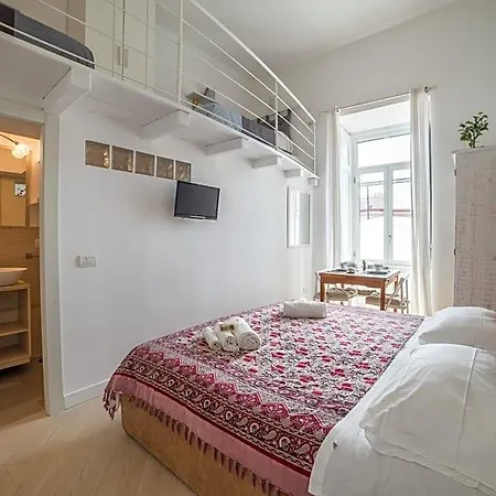 Bed In לינה וארוחת בוקר