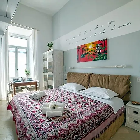 Bed In לינה וארוחת בוקר נאפולי