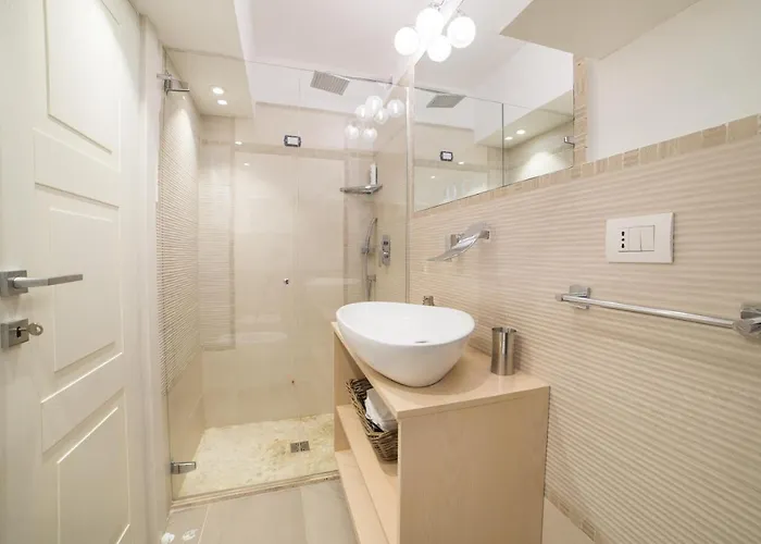 Bed In Bed & Breakfast *